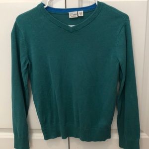 Boys green sweater. Size L (10/12)